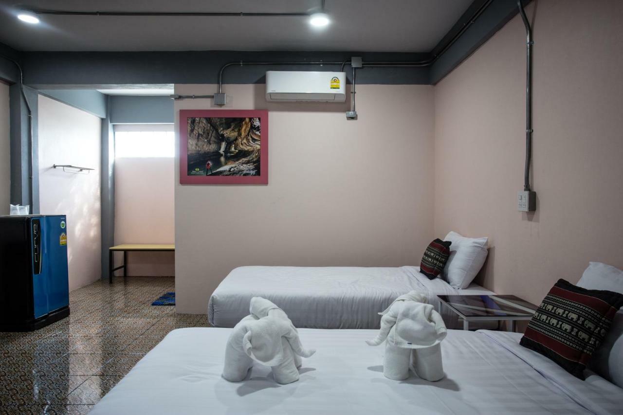 Baan Chang Hotel & Coffee House Tak Dış mekan fotoğraf